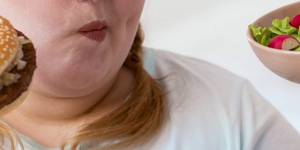 OBESITA’ ED ALIMENTAZIONE: DIETE DIMAGRANTI E PRODOTTI DIMAGRANTI. FACCIAMO UN PO DI CHIAREZZA
