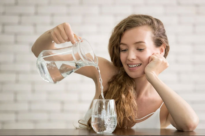 PERCHE’ E’ IMPORTANTE BERE 2 LITRI D’ACQUA AL GIORNO